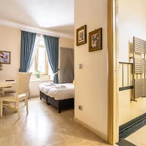 Opera Theater Relais Rome